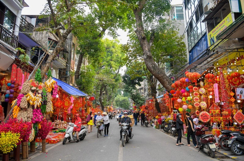 Insider tips for exploring Hanoi Old Quarter