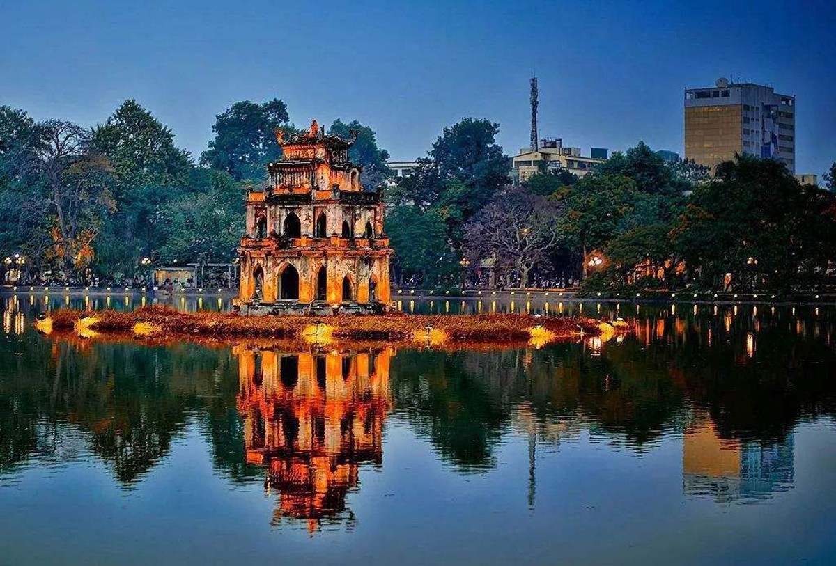 Vị trí và ý nghĩa của Hồ Gươm trong lòng Hà Nội