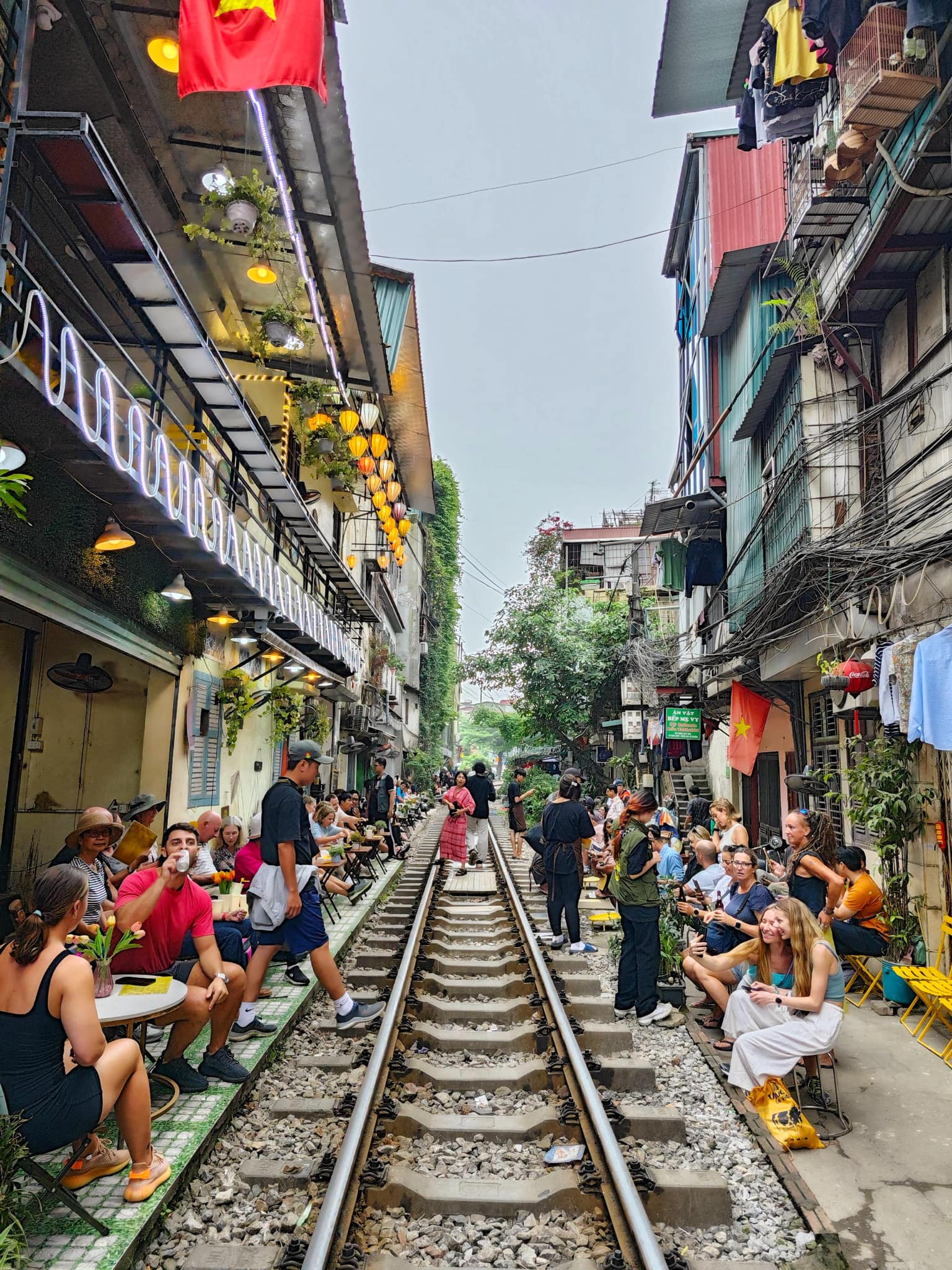 Train Street (Source: Baolaodong)